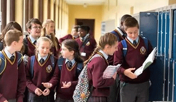 爱尔兰小学发布新规，学生可以按照自己的感觉穿着“校服定做”