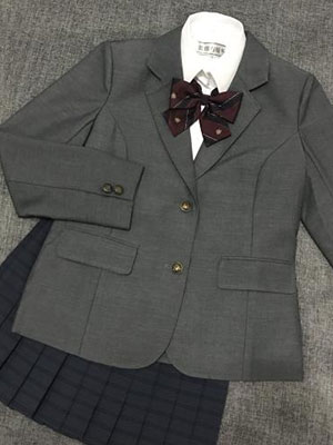 定制校服