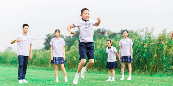 定制小学校服，定制校服